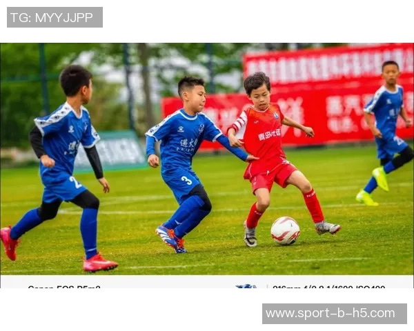 万项代表杜利亚伊足球学院首发表现出色却遗憾输球球队最终以2-3落败